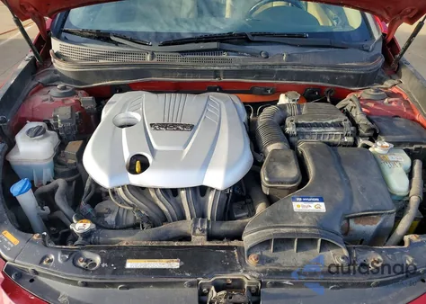 2013 Hyundai Sonata Hybrid z USA, uszkodzony, nr VIN KMHEC4A46DA081667